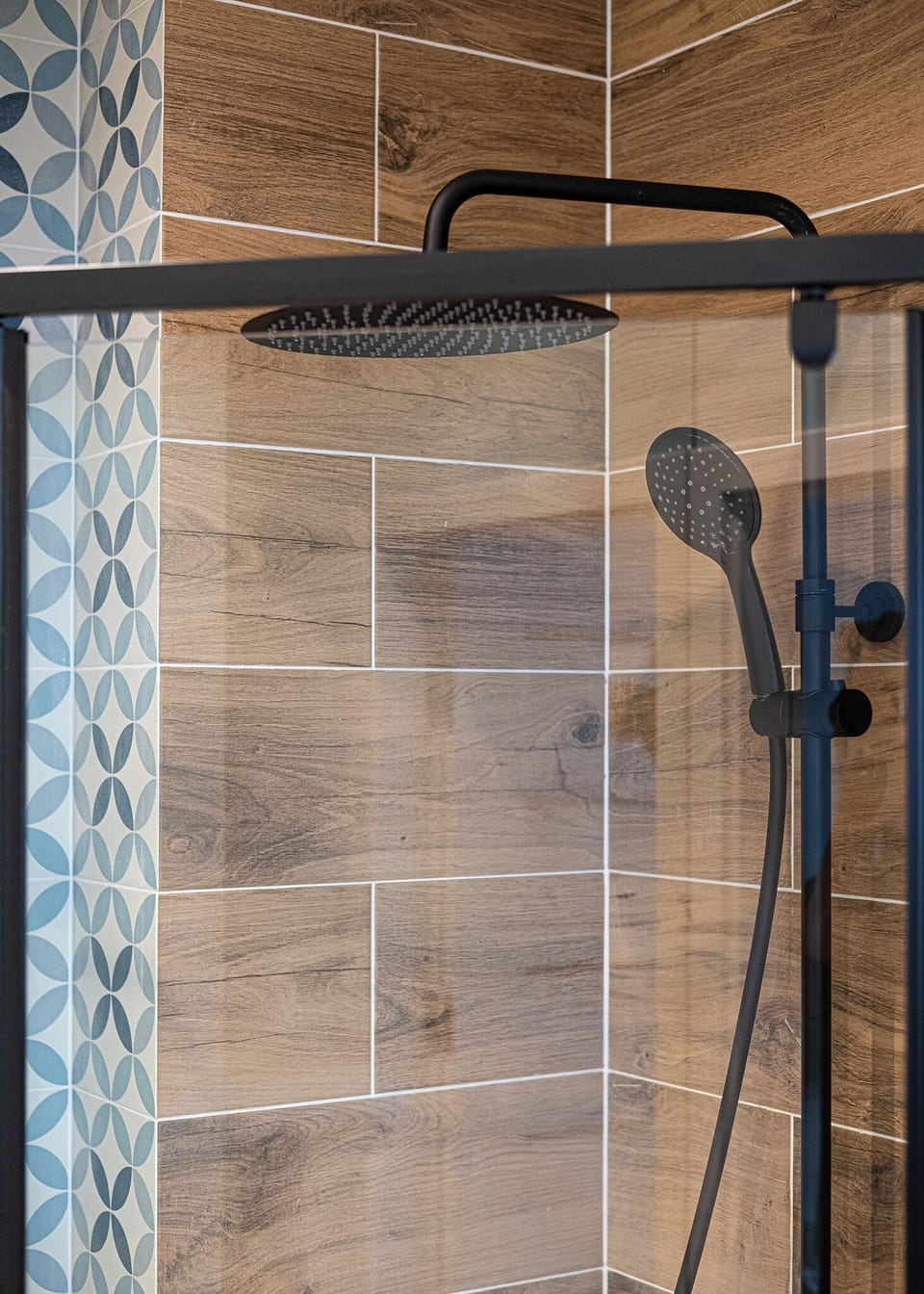 Studio, 1 Queen Bed | Bathroom
