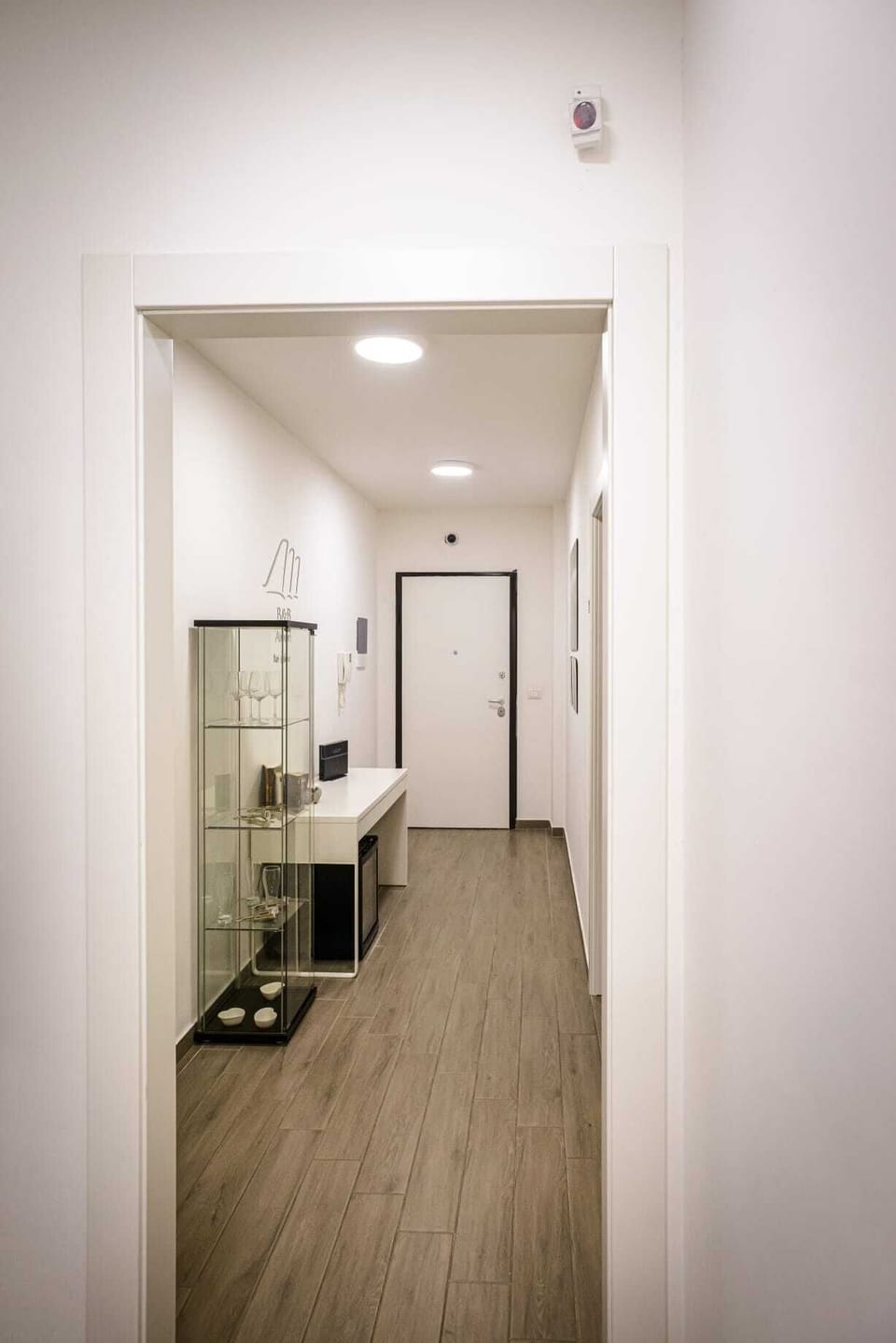Family Room | Desk, soundproofing, WiFi (free)