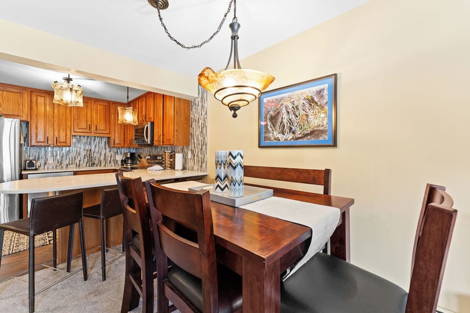 Condo (2 Bedrooms) | Property amenity