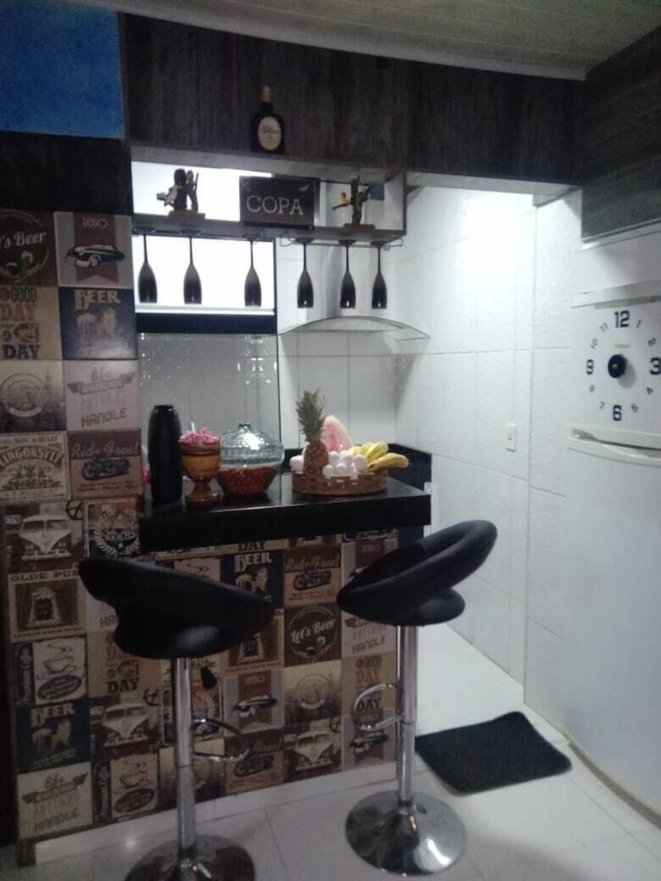 Economy Shared Dormitory, Mixed Dorm, Air conditioning | Living area | 64-inch Smart TV with digital channels
