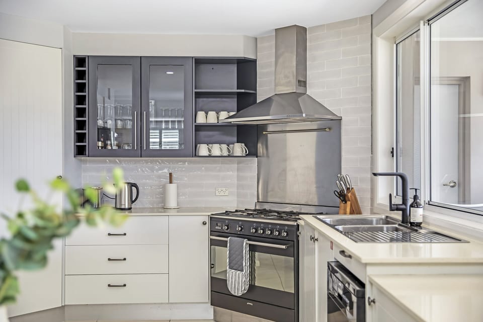 House | Private kitchen | Shared fridge, shared microwave, highchair