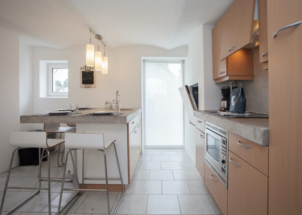 Classic House, Multiple Bedrooms | Private kitchen | Fridge, microwave, oven, dishwasher