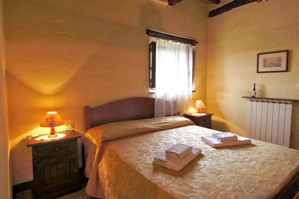 3 bedrooms, individually furnished, bed sheets