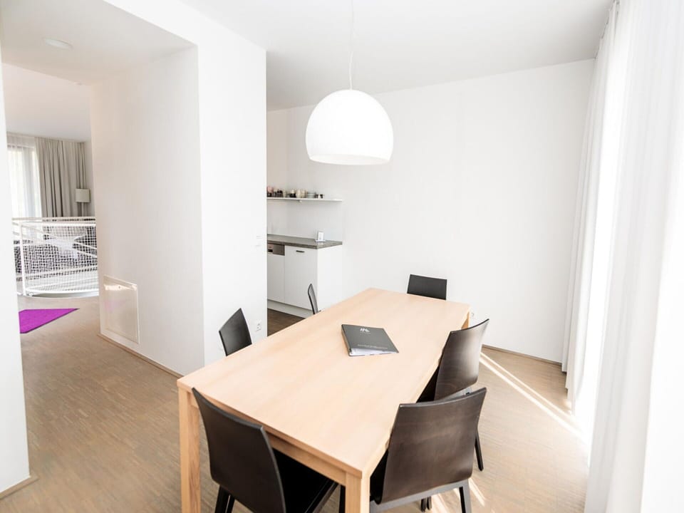 Apartment | Dining