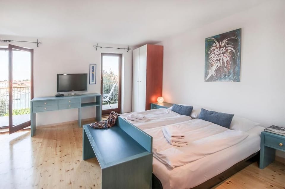 4 bedrooms, free WiFi