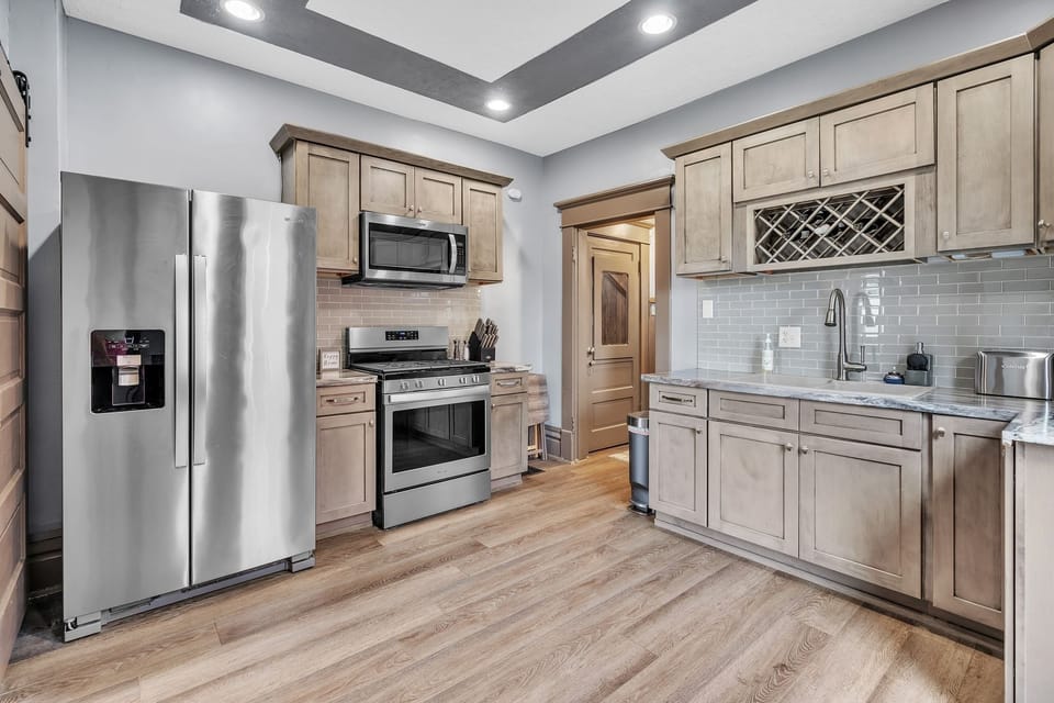 House, 3 Bedrooms | Private kitchen | Coffee/tea maker, fridge, oven