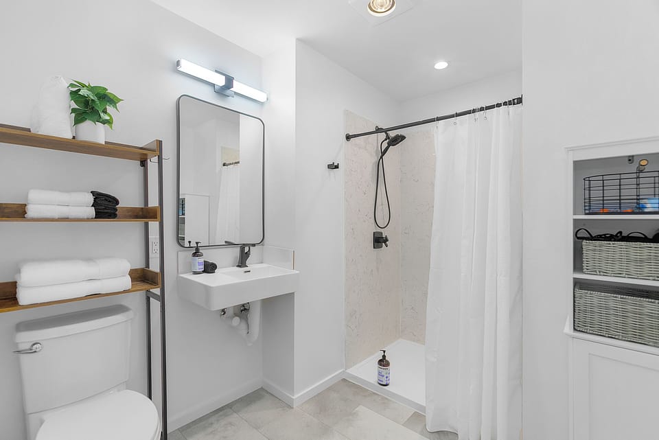 The Cloudbreak Townhome Apartment in Seattle
