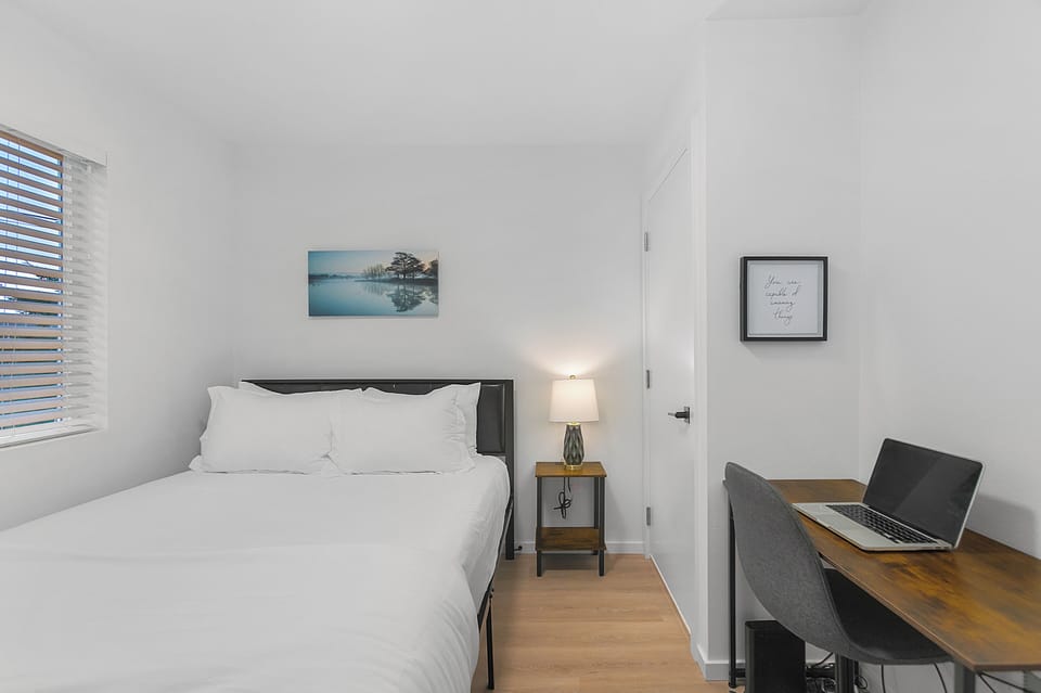 The Cloudbreak Townhome Apartment in Seattle