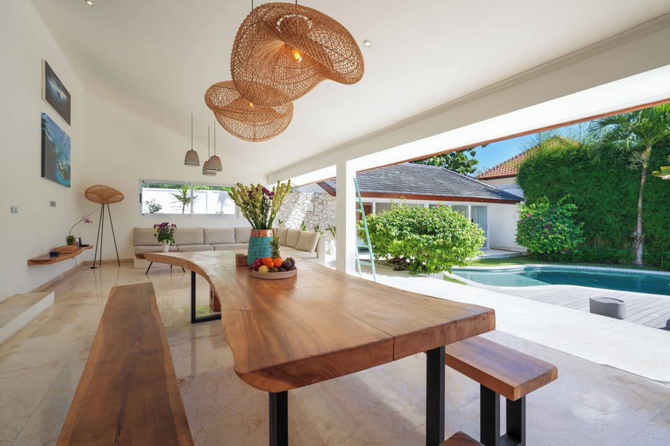 Villa, 3 Bedrooms, Pool View | In-room dining