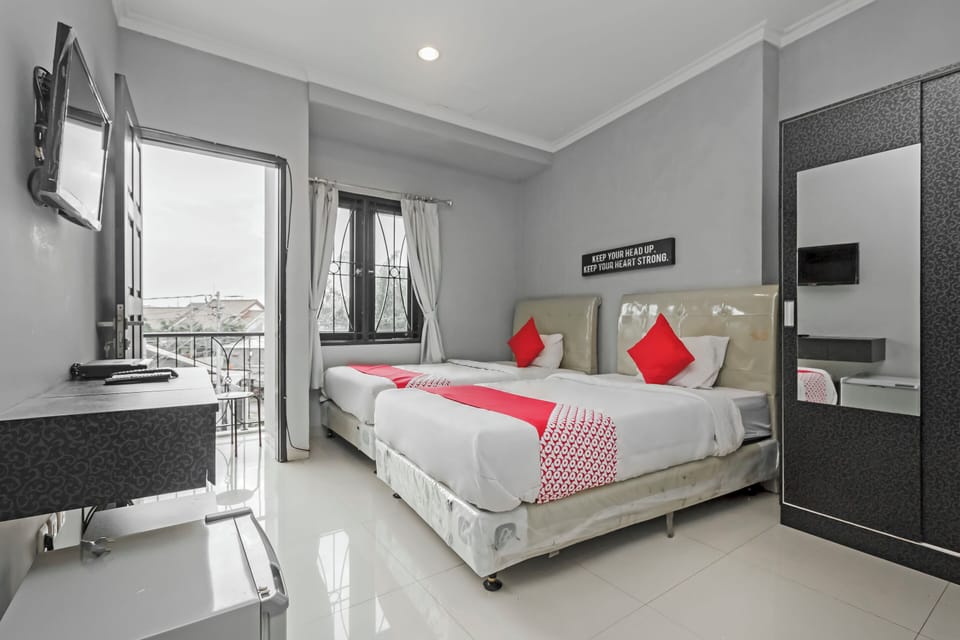 Deluxe Double Room | Premium bedding, free WiFi, bed sheets