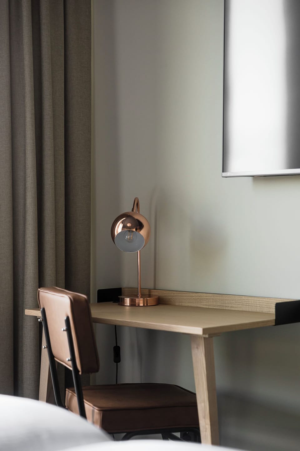 Classic Twin Room | Minibar, blackout drapes, iron/ironing board, WiFi (free)