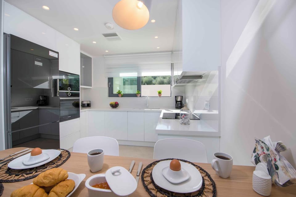Exclusive Villa, 4 Bedrooms, Sea View | Private kitchen | Full-size fridge, microwave, oven, stovetop