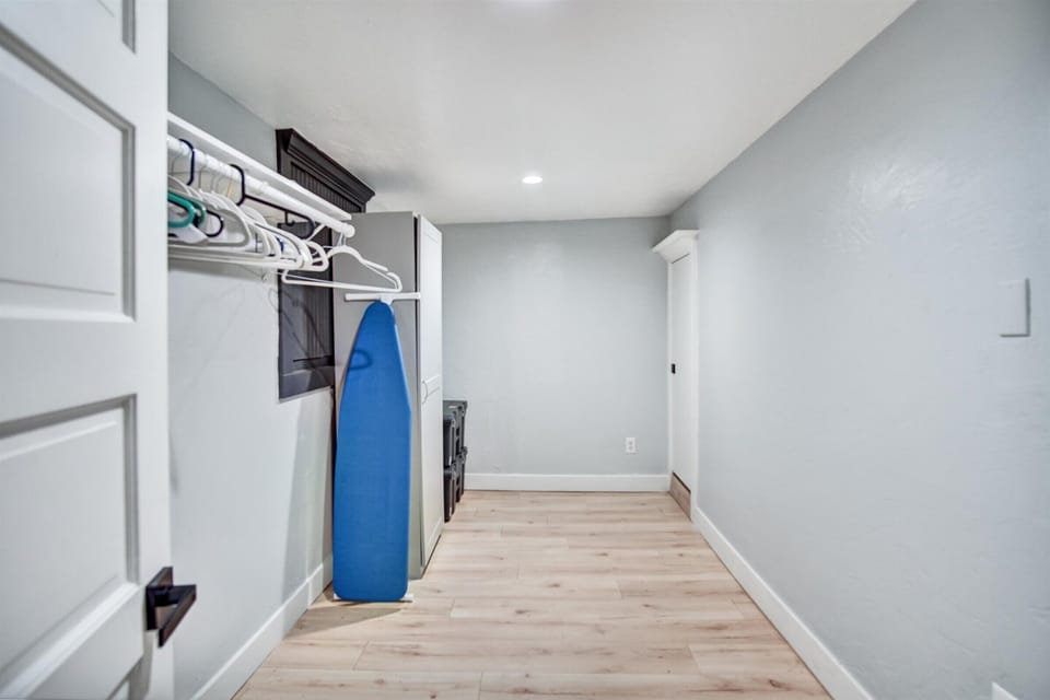 Superior House, Ocean View | Iron/ironing board