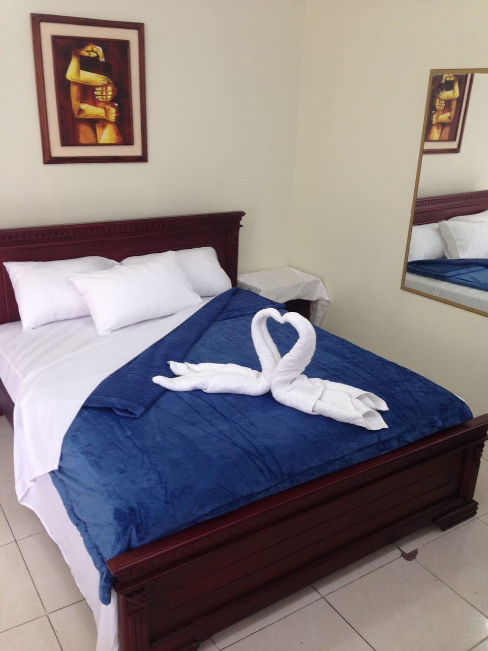 Double Room, 1 Queen Bed, Private Bathroom, Ground Floor | Minibar, desk, rollaway beds (surcharge), WiFi (free)