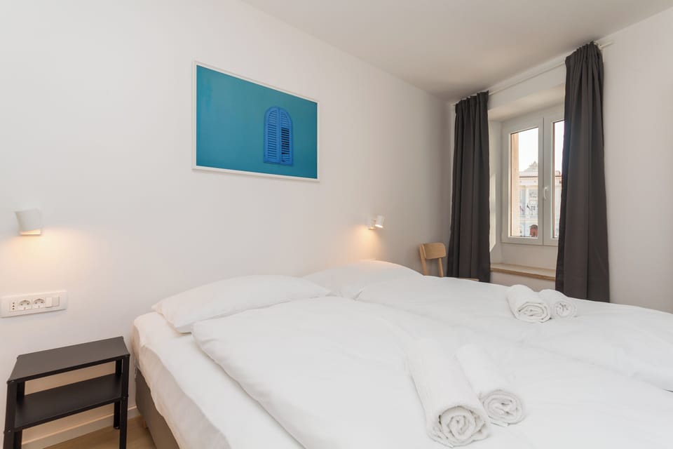 1 bedroom, soundproofing, free WiFi