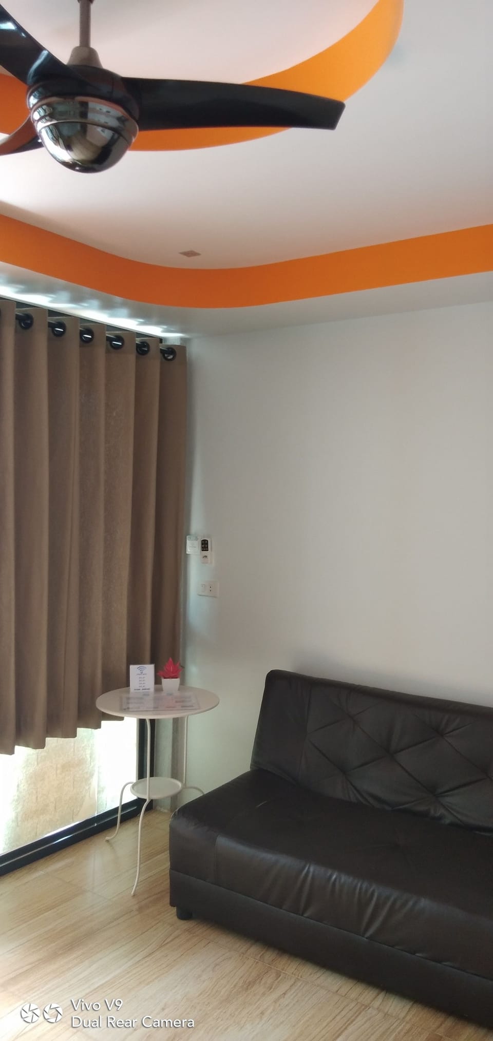 Deluxe Double Room, 1 Queen Bed | Living area