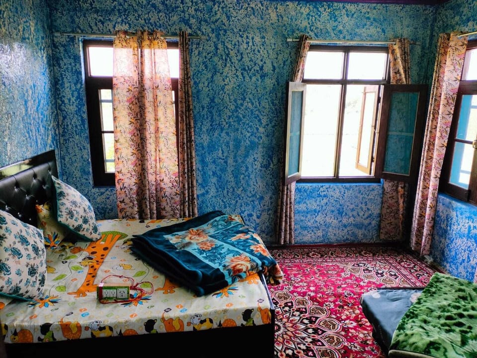 Double Room | WiFi (free)
