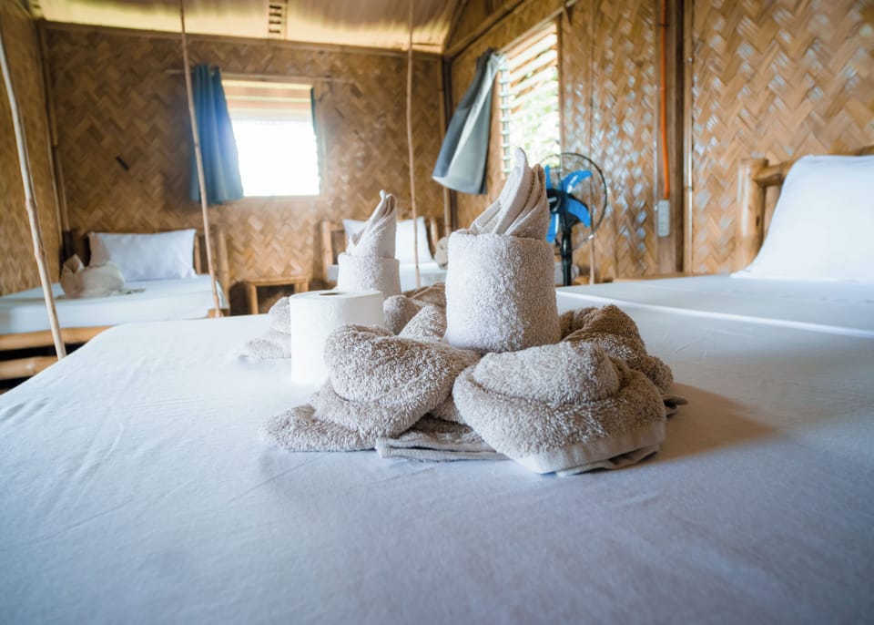 Standard Cottage, Sea View | 1 bedroom, bed sheets