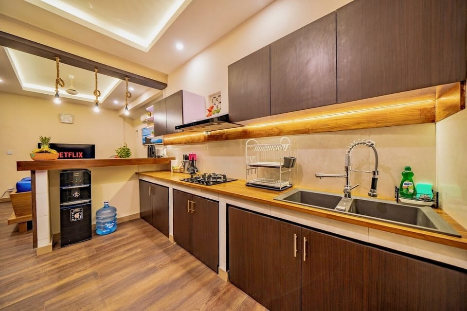 Villa, 2 Bedrooms, Private Pool | Private kitchen | Electric kettle, toaster