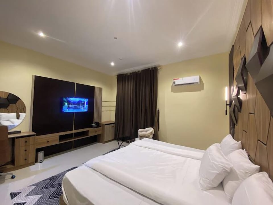 Deluxe Room, Balcony, City View | Desk, laptop workspace, free WiFi
