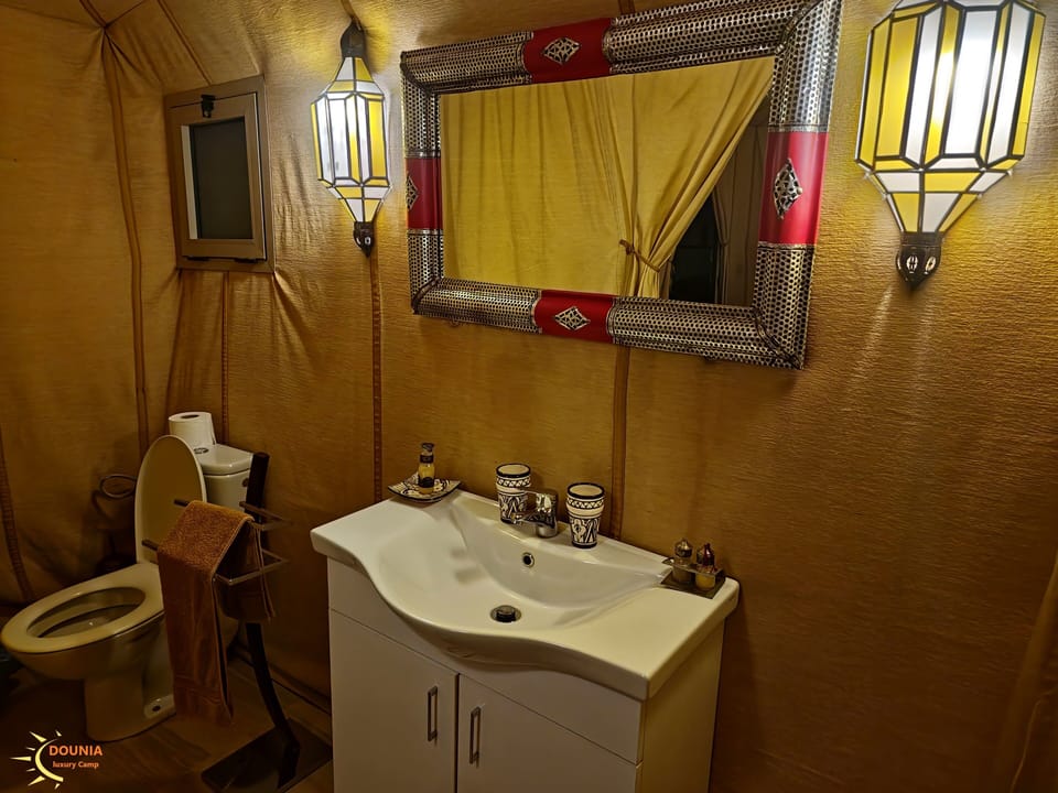 Shower, towels, soap, shampoo