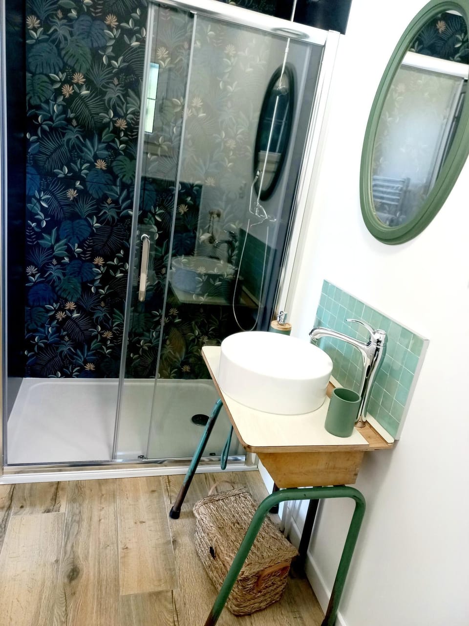 Double Room, Pool View (Nature) | Bathroom | Hair dryer, towels, soap, shampoo