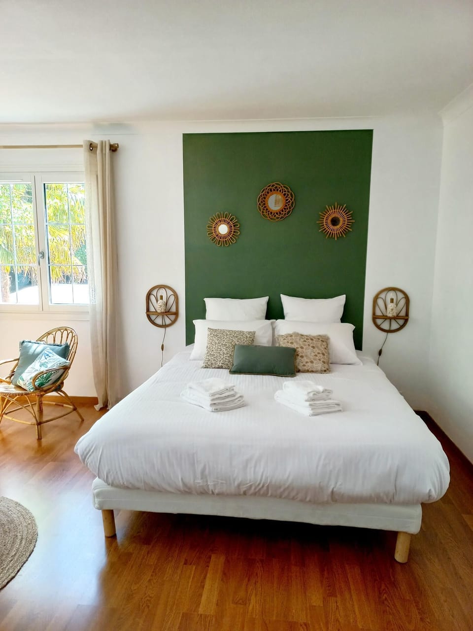 Double Room, Pool View (Nature) | Desk, soundproofing, free WiFi