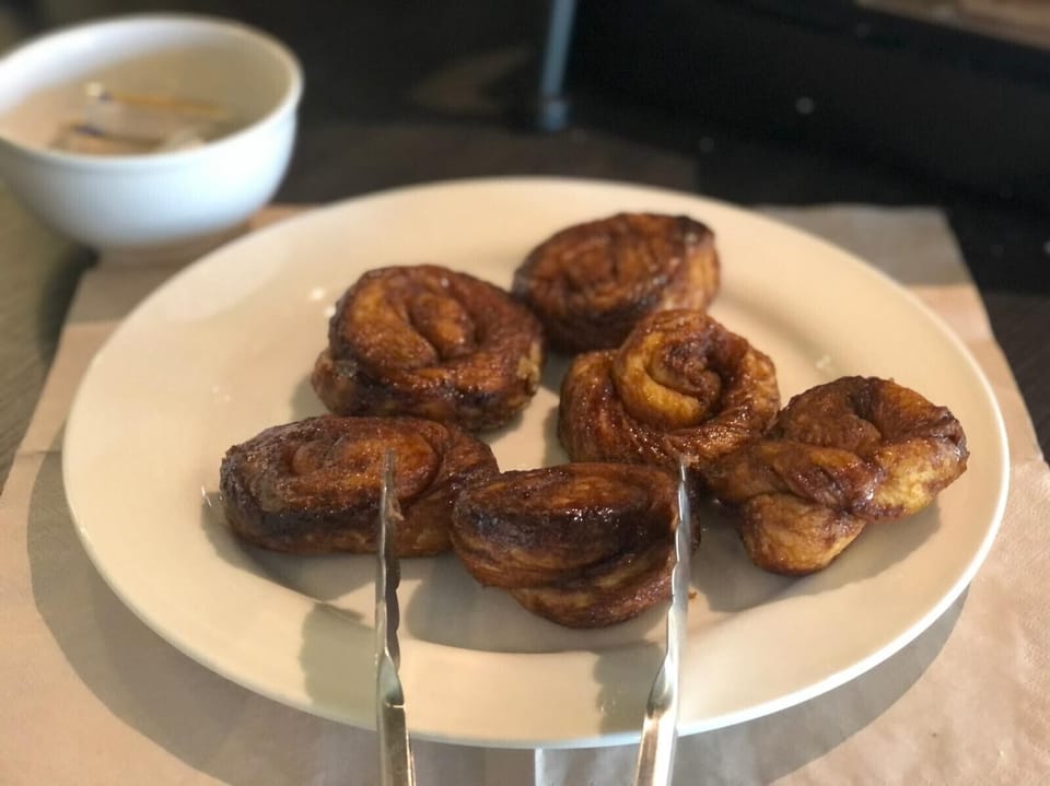 Daily buffet breakfast for a fee