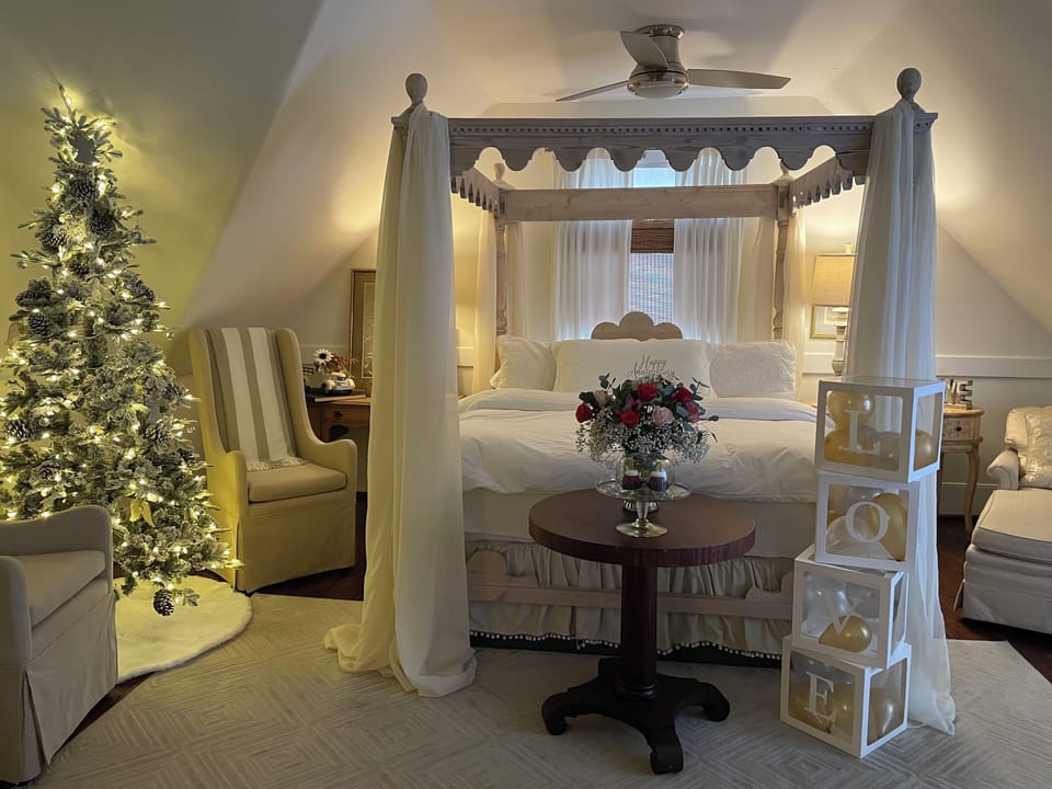 The Carriage House/Bridal Suite | Laptop workspace, blackout drapes, iron/ironing board, free WiFi