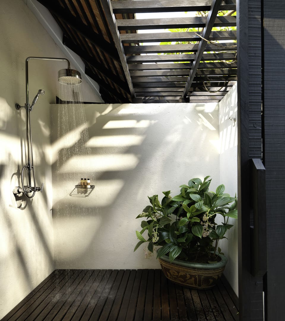 The Spa Suite | Bathroom | Free toiletries, hair dryer, bathrobes, slippers