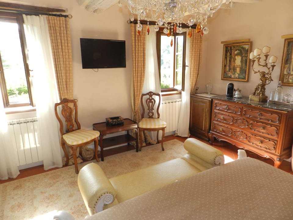 Luxury Double Room, Mountain View | Egyptian cotton sheets, individually decorated, individually furnished