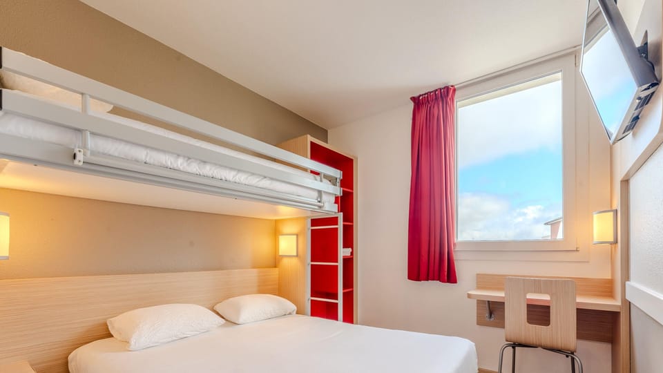 Standard Room, Multiple Beds (1 Double and 1 Single bed) | Premium bedding, desk, laptop workspace, blackout drapes