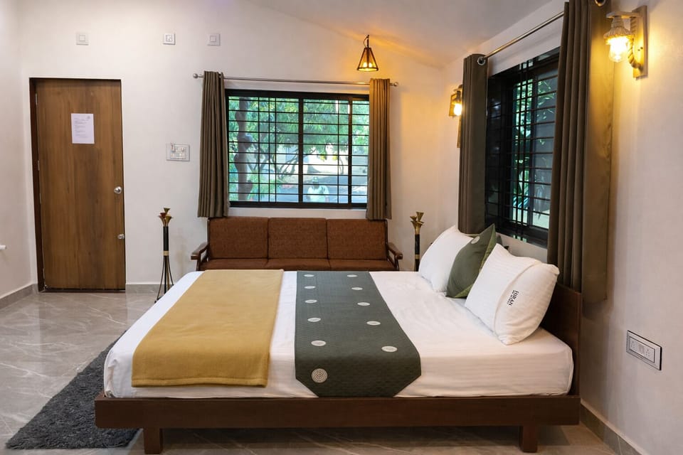 Elite Room, Resort View | Desk, blackout drapes, free WiFi, bed sheets