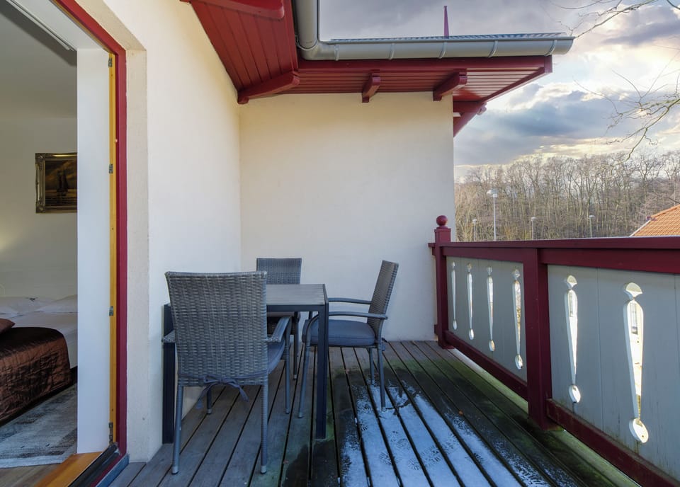 Studio | Balcony