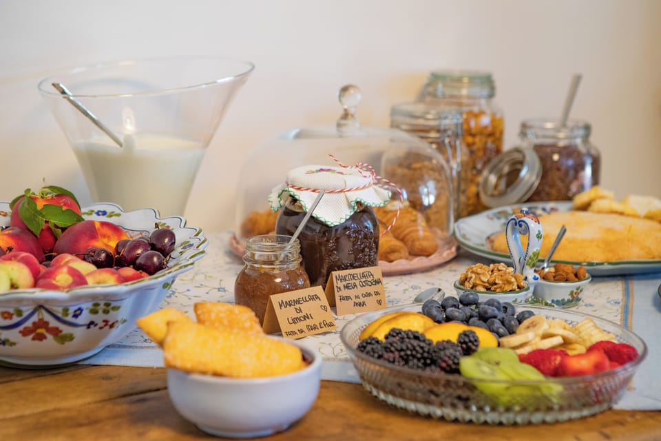 Daily buffet breakfast for a fee
