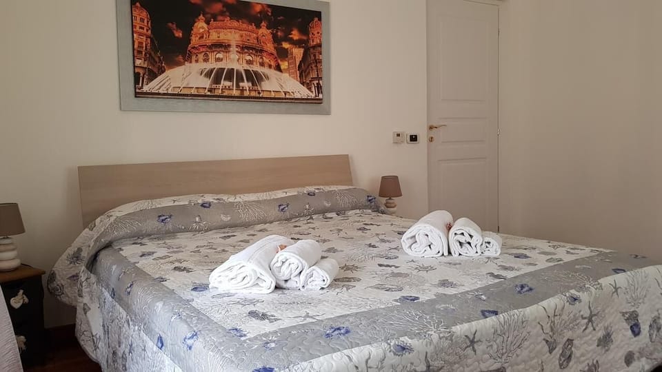 Classic Condo, 1 Bedroom, Non Smoking, Kitchen | In-room safe, desk, laptop workspace, blackout drapes