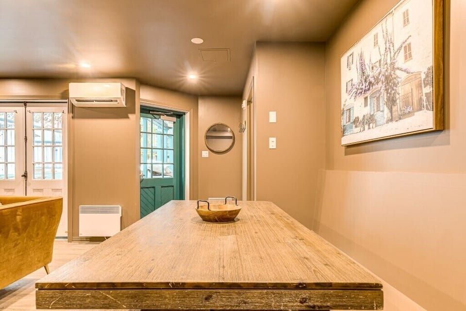 In-room dining