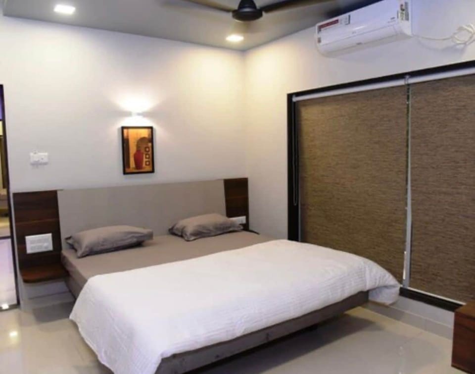 Deluxe Room, Pool View | Free WiFi