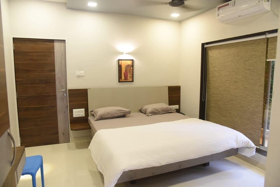 Deluxe Room, Pool View | Free WiFi