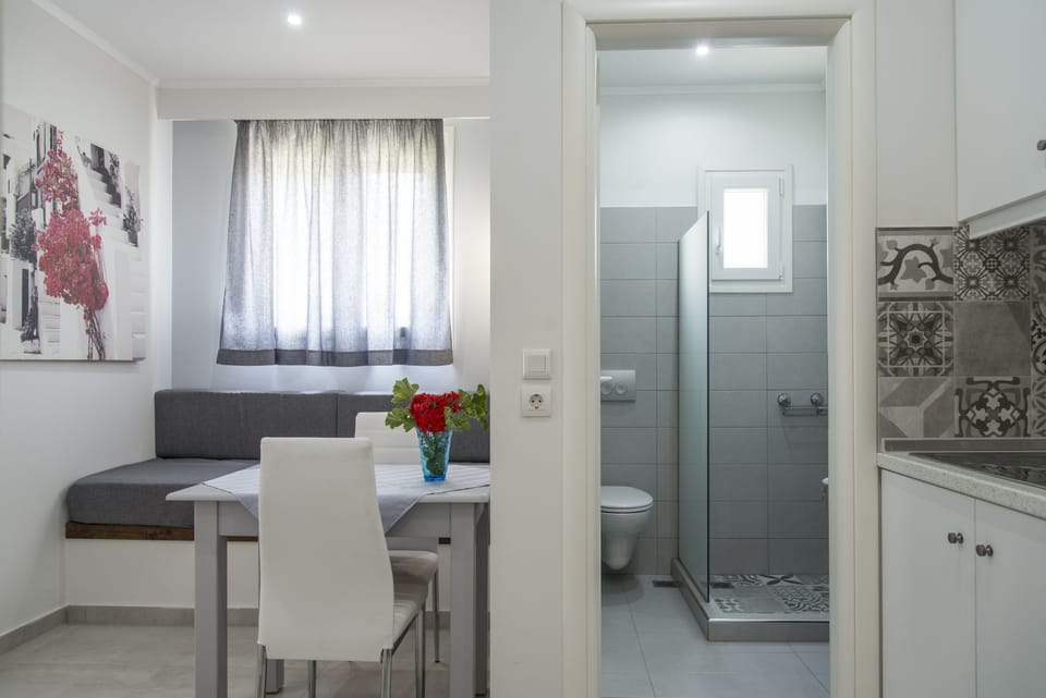 Superior Apartment, Balcony, Sea Facing | Living area | Flat-screen TV