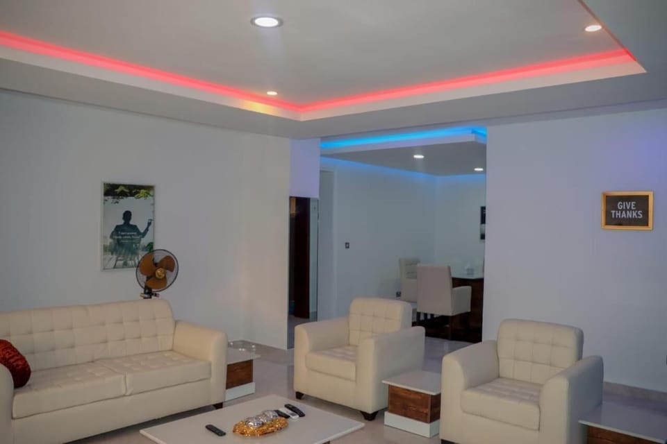 Apartment | Living area | Flat-screen TV