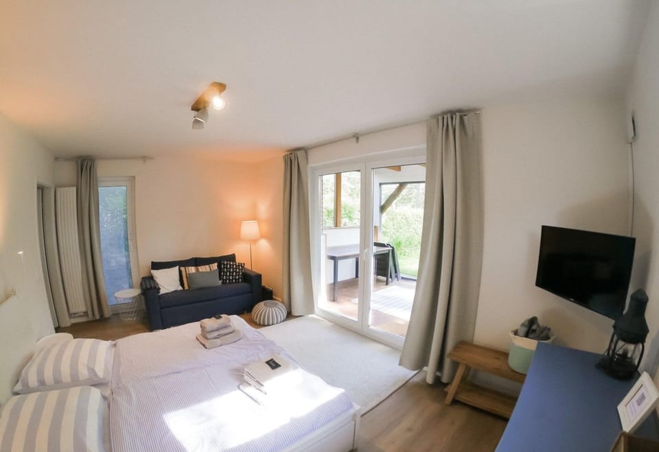 Apartment | 1 bedroom, individually furnished