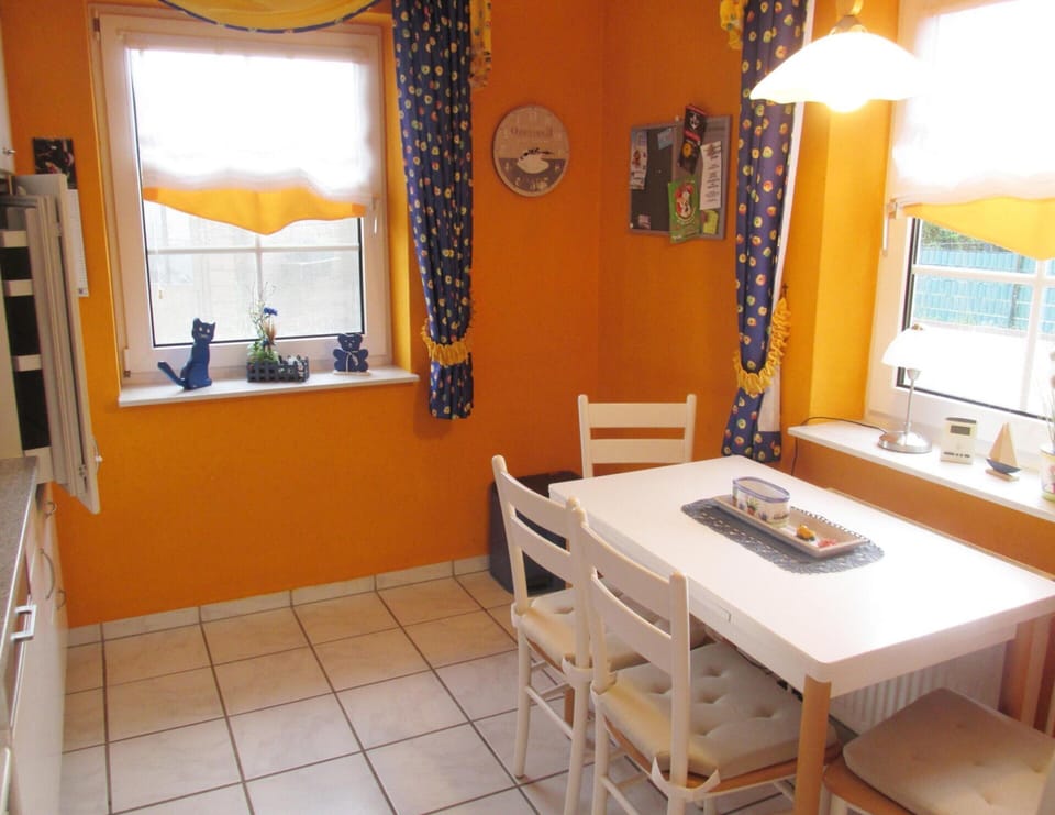 House | Dining