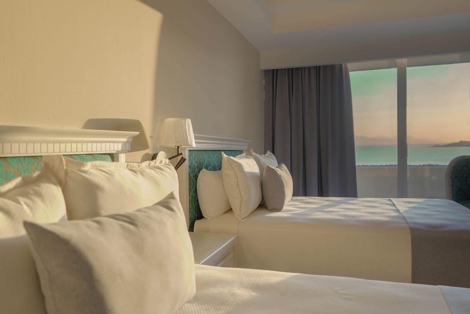Standard Room, Ocean View | Iron/ironing board, free cribs/infant beds, rollaway beds, free WiFi