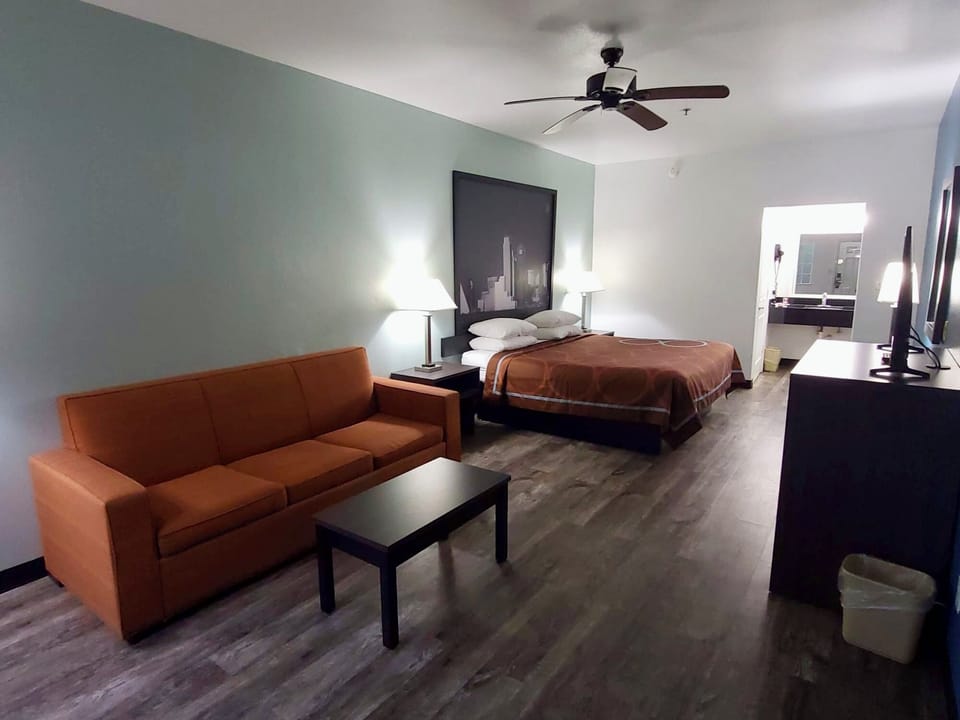 Desk, iron/ironing board, WiFi (free), bed sheets