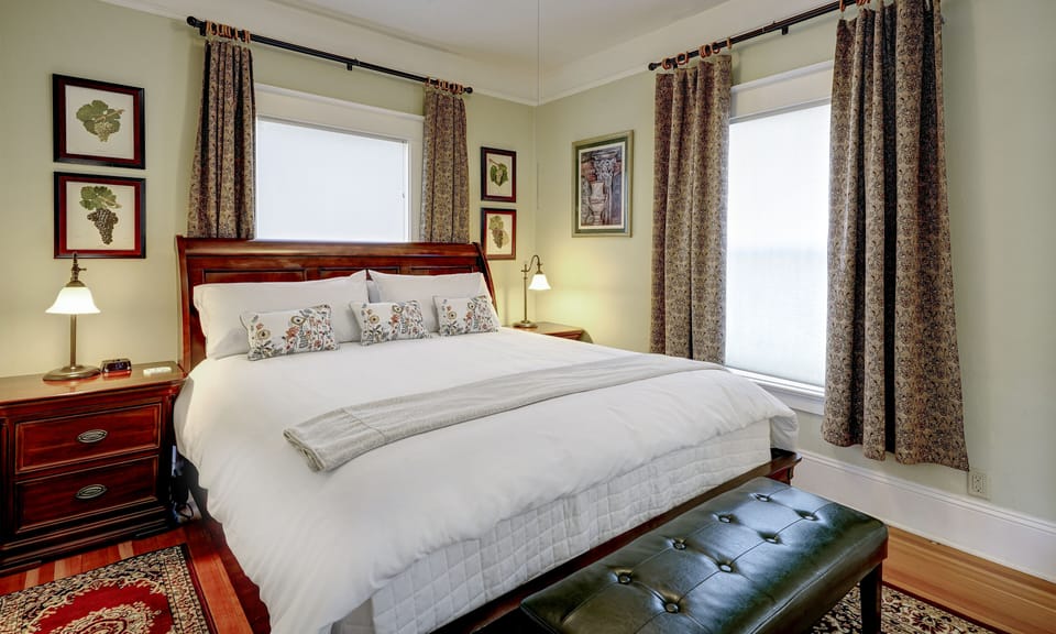 Apartment | Premium bedding, pillowtop beds, blackout drapes, iron/ironing board
