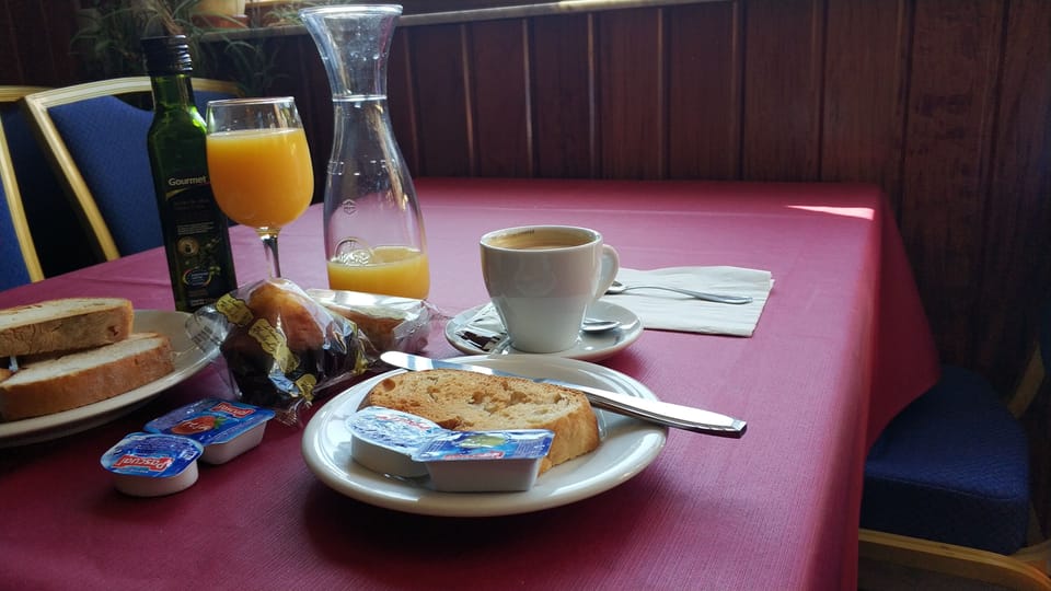 Daily continental breakfast for a fee