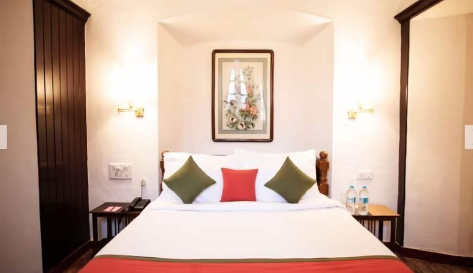 Basic Double Room | Soundproofing, free WiFi