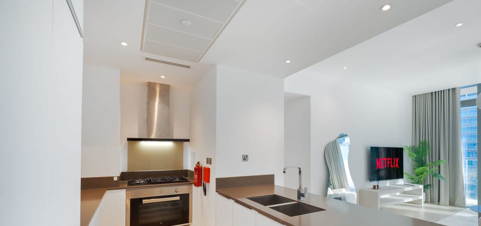 Apartment, Balcony, Marina View | Private kitchen