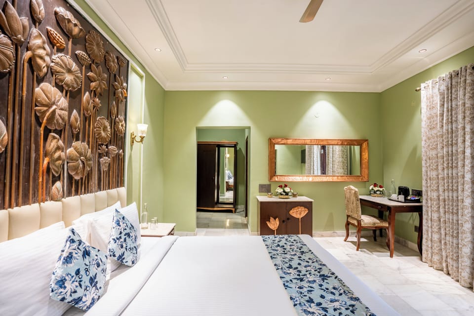 Premium Room With Terrace | Soundproofing, WiFi (free)